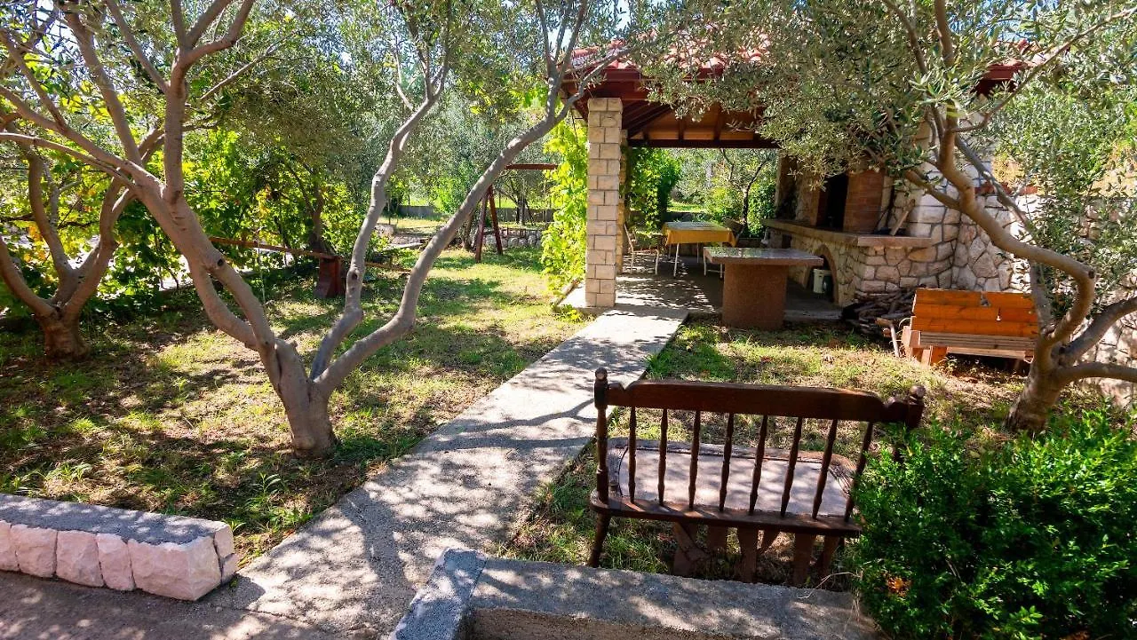 Apartment Luna Rab Island  Rab Town